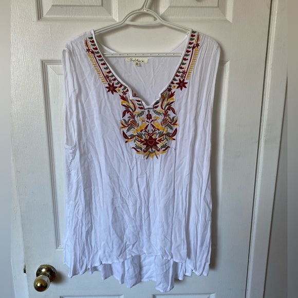 Embroidered tank top - Picture 1 of 1